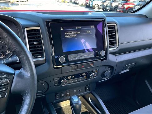 Used 2024 Nissan Frontier SV w/ SV Convenience Package image 6