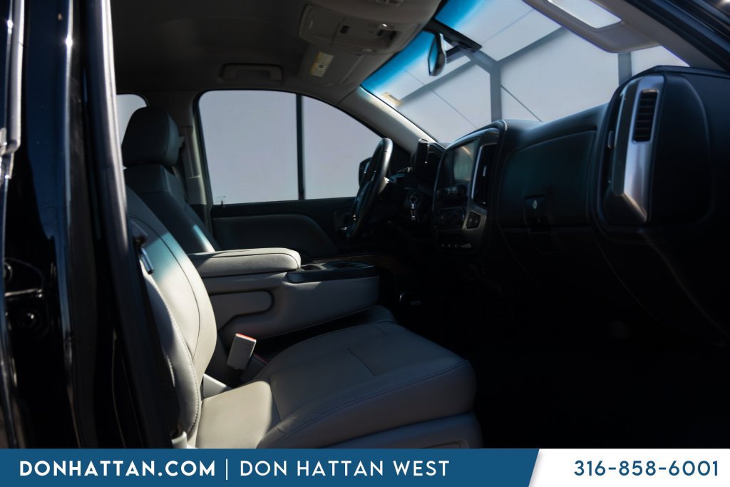 Used 2018 Chevrolet Silverado 1500 LTZ w/ Sport Package AWD/4WD image 21