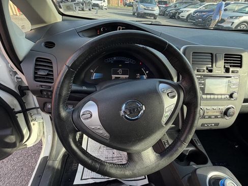 Used 2015 Nissan Leaf S w/ Charge Package image 26