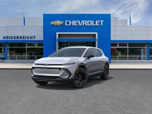 New 2026 Chevrolet Equinox EV LT w/ Comfort Package image 8