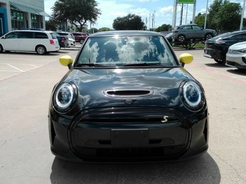 Used 2024 MINI Cooper SE FWD image 3
