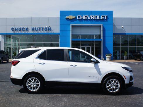 Used 2024 Chevrolet Equinox LT AWD/4WD image 1