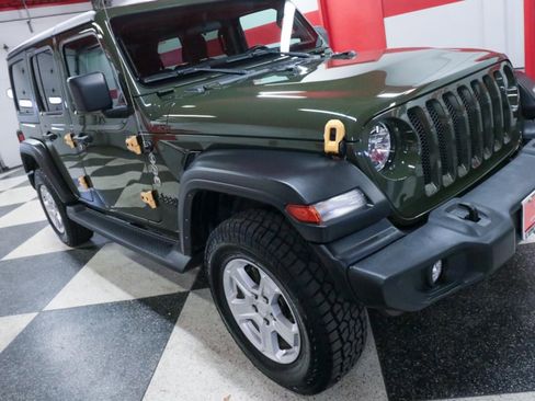 Used 2021 Jeep Wrangler Unlimited Sport image 30