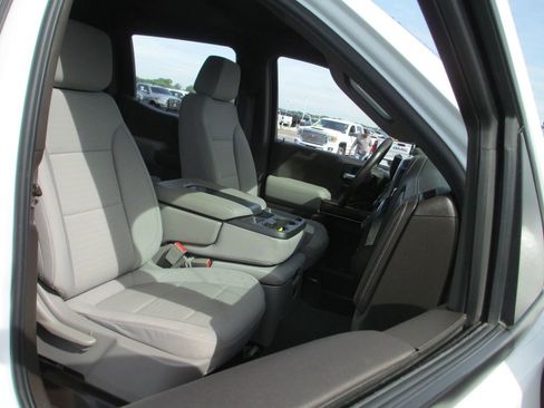 Used 2021 Chevrolet Silverado 1500 LT AWD/4WD image 20
