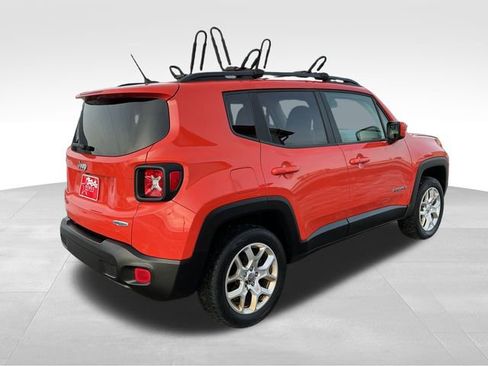 Used 2017 Jeep Renegade Latitude image 10