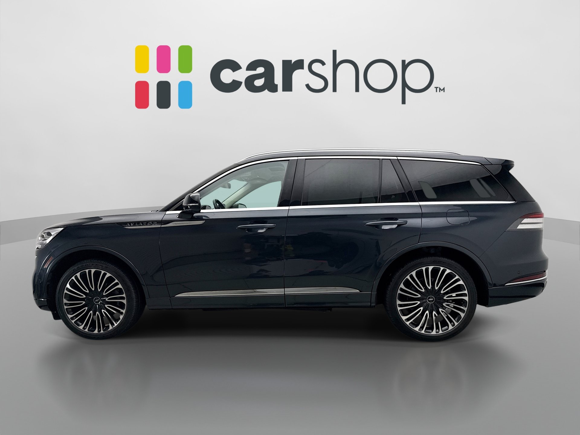 Used 2023 Lincoln Aviator Black Label AWD/4WD image 2