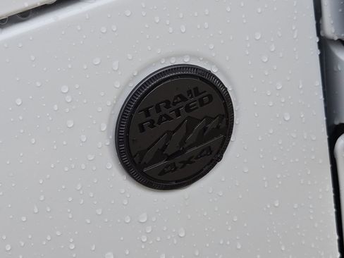 New 2025 Jeep Gladiator Sport image 8