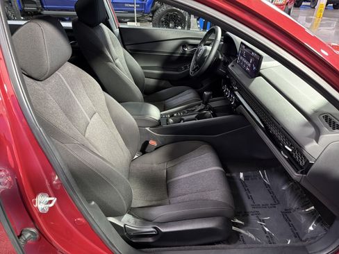 Used 2023 Honda Accord Sport image 25