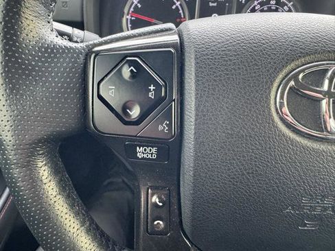 Certified 2024 Toyota 4Runner TRD Off-Road Premium image 19