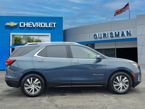 Used 2024 Chevrolet Equinox Premier image 2