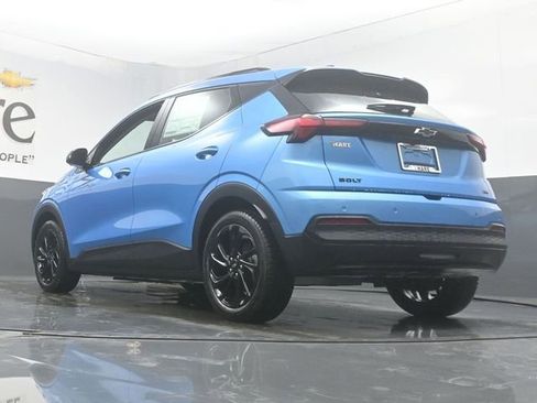 New 2027 Chevrolet Bolt RS w/ Technology Package FWD image 5