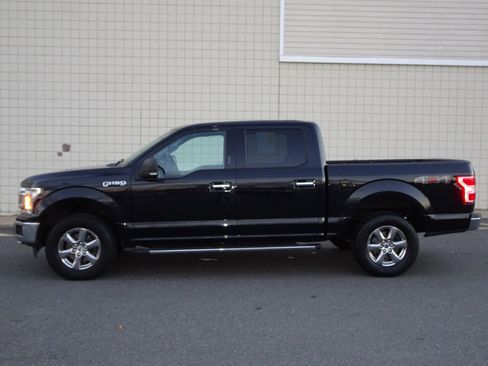 Used 2018 Ford F150 XLT w/ Equipment Group 302A Luxury image 4