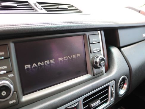 Used 2010 Land Rover Range Rover HSE AWD/4WD image 19
