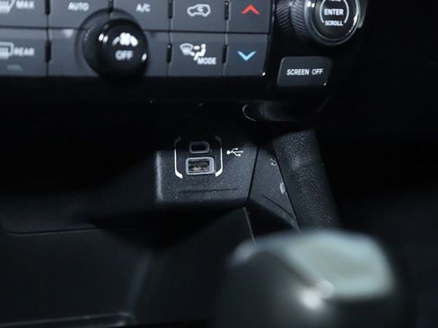 Used 2023 Jeep Compass Limited AWD/4WD image 27