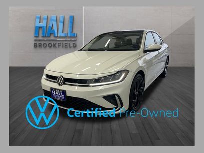 Certified 2025 Volkswagen Jetta SE