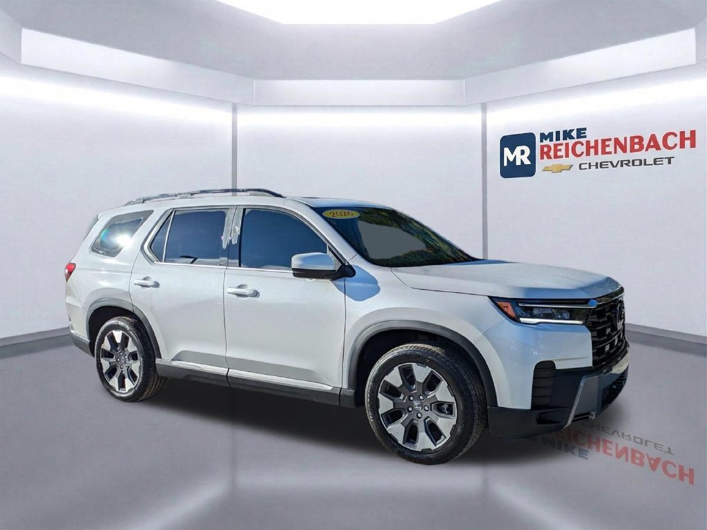 Used 2026 Honda Pilot Elite image 2