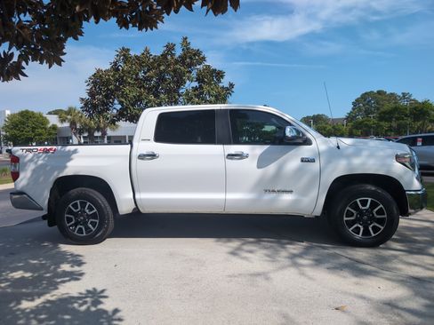 Used 2019 Toyota Tundra Limited w/ TRD Off Road Package image 11