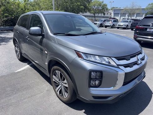 Used 2025 Mitsubishi Outlander Sport ES image 3