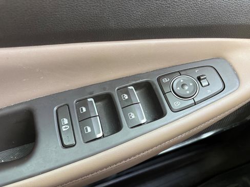 Used 2022 Hyundai Santa Fe SEL Premium w/ Cargo Package AWD/4WD image 39