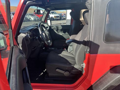 Used 2013 Jeep Wrangler Sport image 9