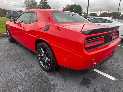 Used 2023 Dodge Challenger SXT w/ Plus Package image 5