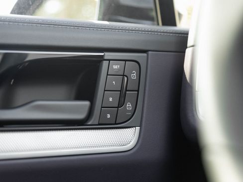 New 2026 Porsche Cayenne S AWD/4WD image 19