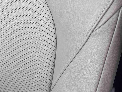 Used 2024 Toyota Grand Highlander XLE image 54