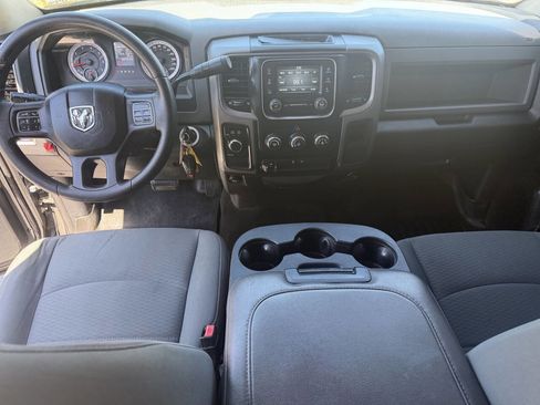 Used 2015 RAM 1500 Express AWD/4WD image 10