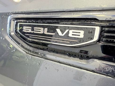 Used 2021 GMC Sierra 1500 AT4 w/ AT4 Preferred Package AWD/4WD image 6