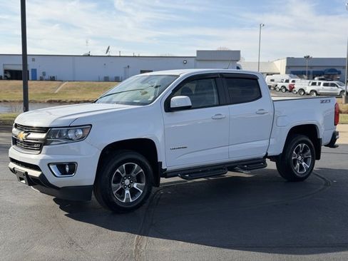 Used 2017 Chevrolet Colorado Z71 image 3