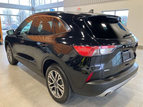 Certified 2020 Ford Escape SEL image 7