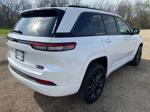 New 2026 Jeep Grand Cherokee Limited Reserve AWD/4WD image 7