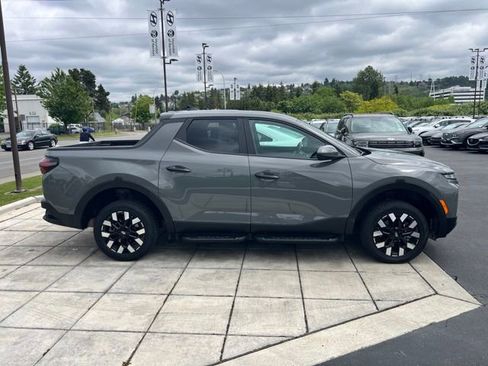 Certified 2025 Hyundai Santa Cruz SE AWD/4WD image 6