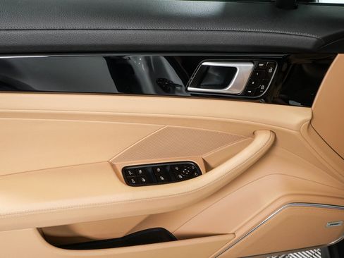 Used 2021 Porsche Panamera 4 AWD/4WD image 6