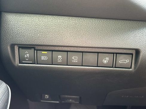 Used 2021 Toyota Venza Limited w/ Carpet Mat Package (TMS) AWD/4WD image 29