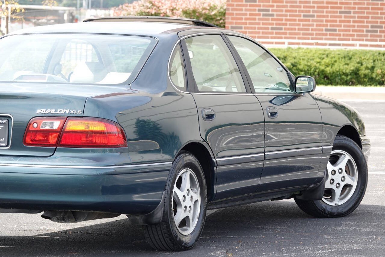 Used 1999 Toyota Avalon XLS FWD image 32