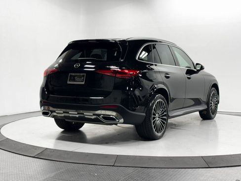 Used 2025 Mercedes-Benz GLC 350e GLC 350e w/ AMG Line image 37
