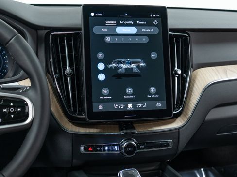 New 2026 Volvo XC60 B5 Plus w/ Protection Package Premier image 19