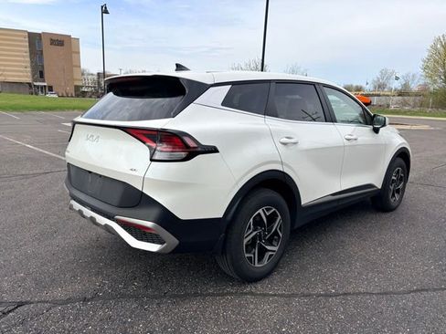 Certified 2023 Kia Sportage LX image 5