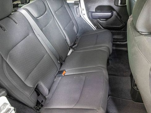 Used 2022 Jeep Wrangler Unlimited Sport AWD/4WD image 40