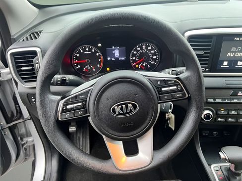 Used 2022 Kia Sportage LX AWD/4WD image 14