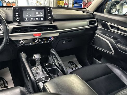 Used 2021 Kia Telluride S FWD image 27