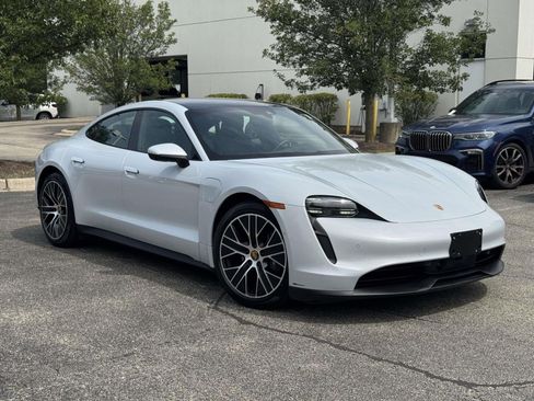 Used 2023 Porsche Taycan RWD image 3