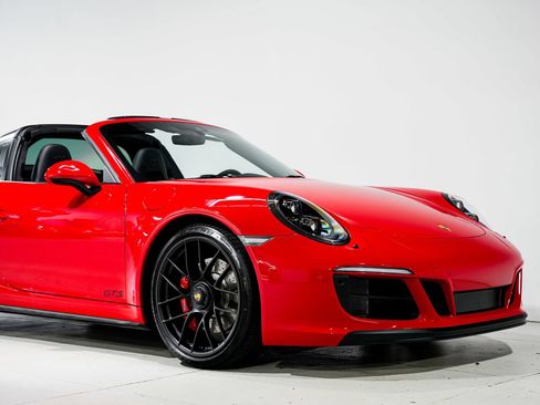 Used 2017 Porsche 911 Targa 4 GTS AWD/4WD image 40