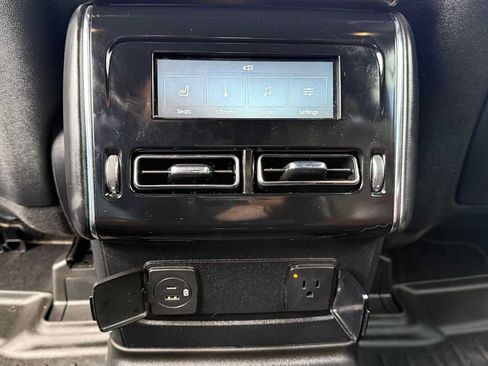 Used 2020 Lincoln Aviator Reserve AWD/4WD image 9