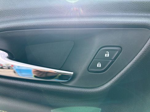 New 2026 Chevrolet Trax ACTIV w/ Sunroof Package image 21