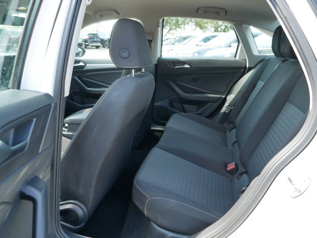 Certified 2025 Volkswagen Jetta S FWD image 17