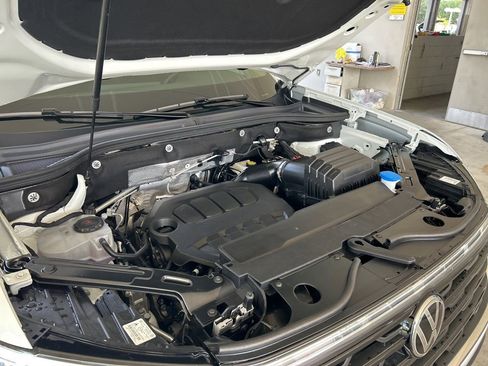 Used 2026 Volkswagen Atlas SE FWD image 10
