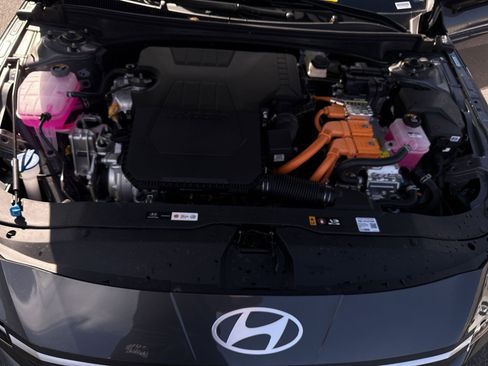 New 2026 Hyundai Elantra Sport FWD image 25