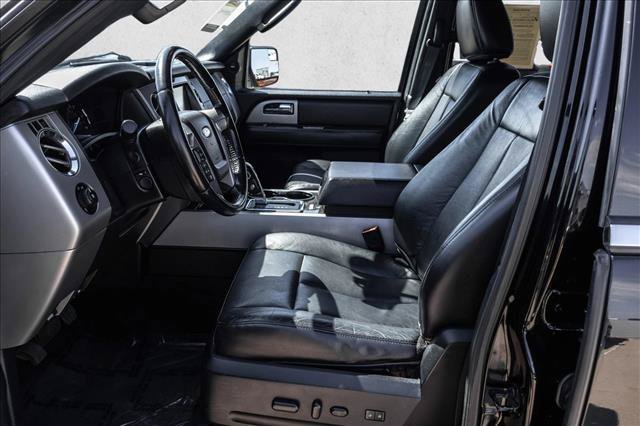 Used 2017 Ford Expedition Limited AWD/4WD image 11